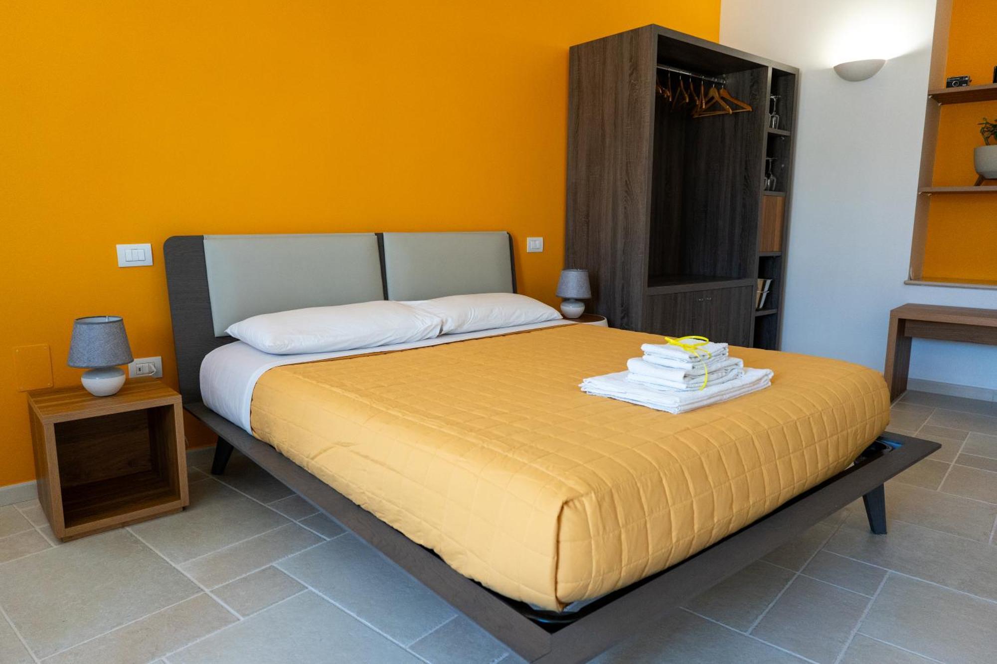 Duomo Guest House 巴列塔 客房 照片